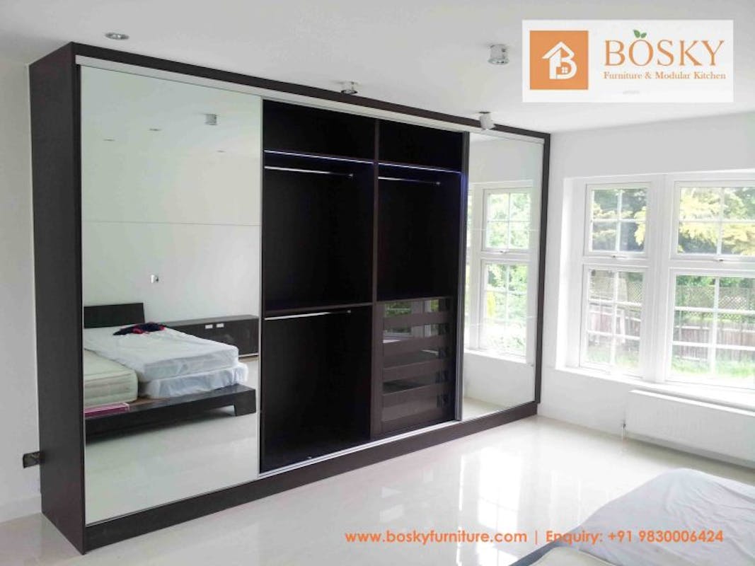 Customised Sliding Wardrobe