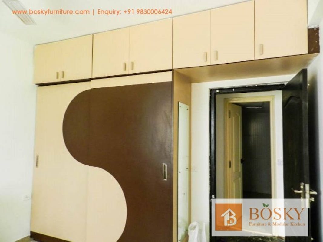 Customised Sliding Wardrobe