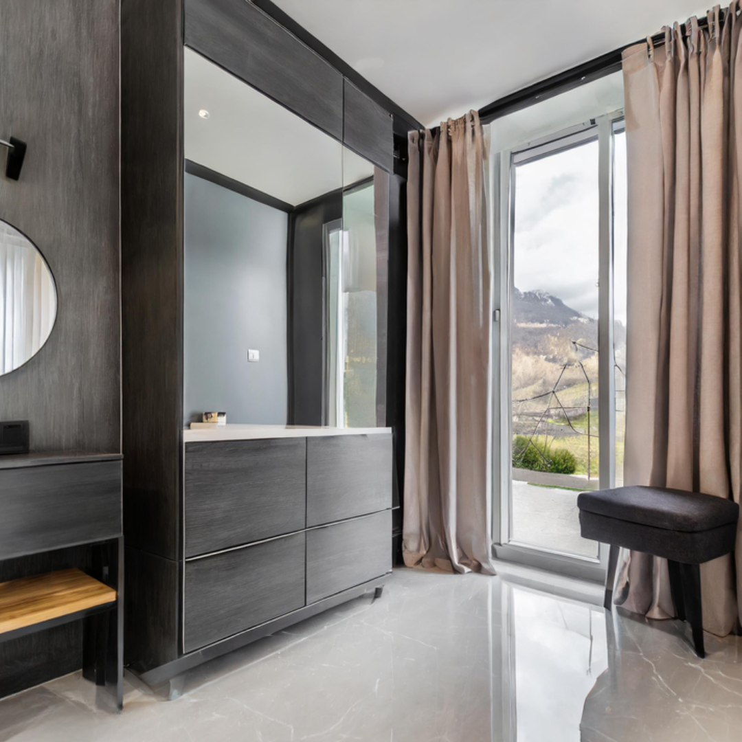 Deep brown wardrobe for cozy bedroom pic