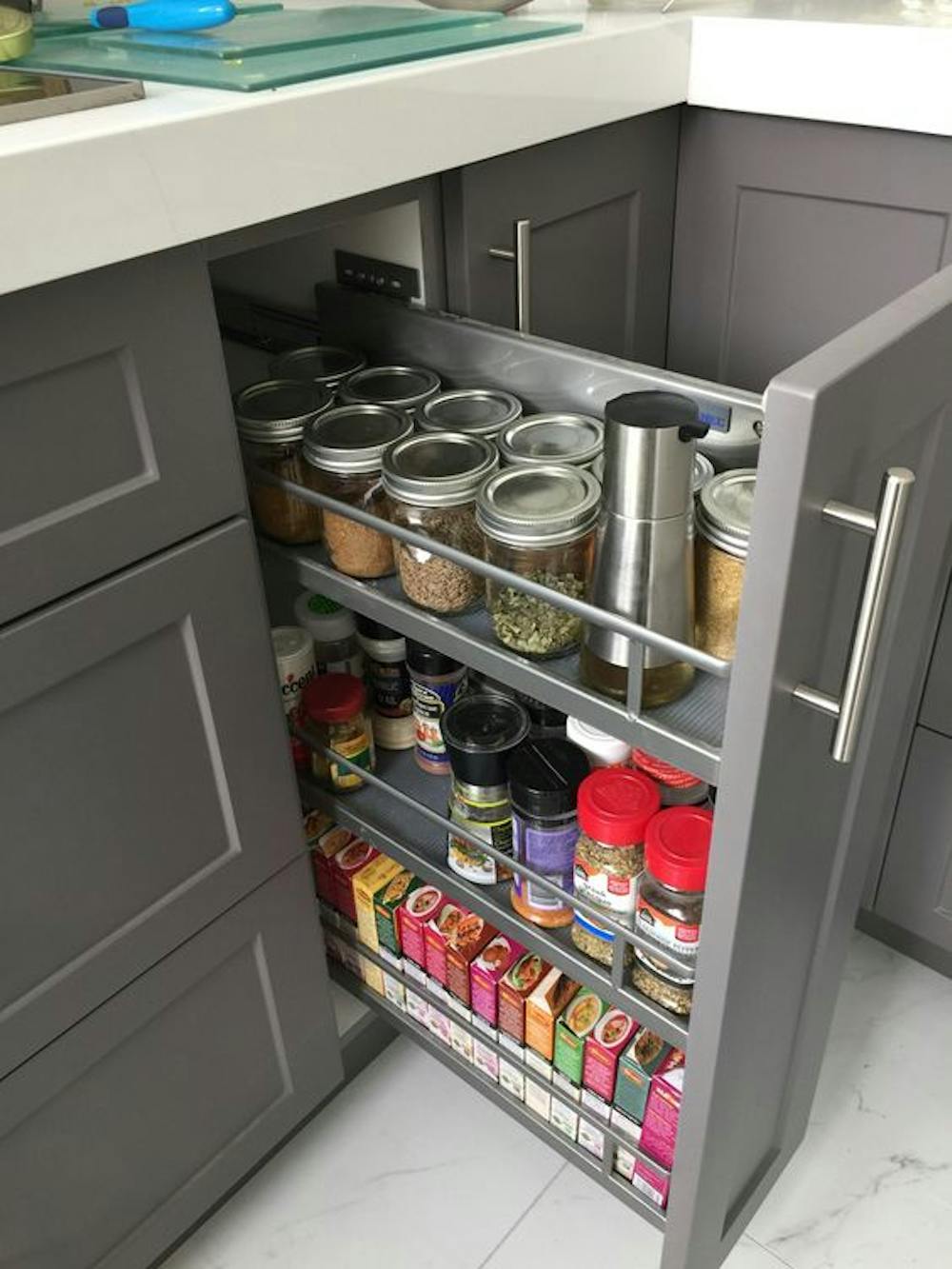 Spice rack pic in Kitchen