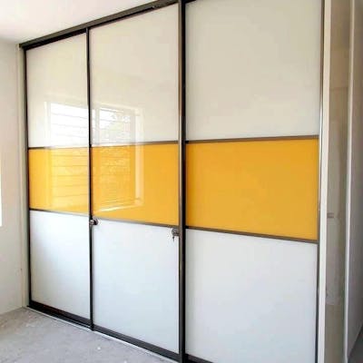 Best Lacquered glass wardrobe
