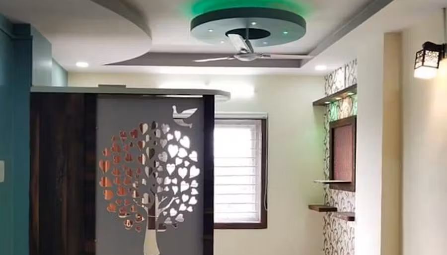 Oval stand as a piece of decoration in false ceiling