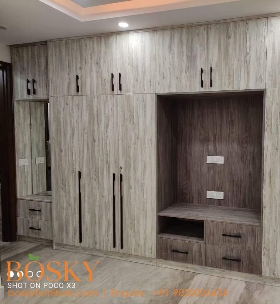 Textured multi-storage wardrobe