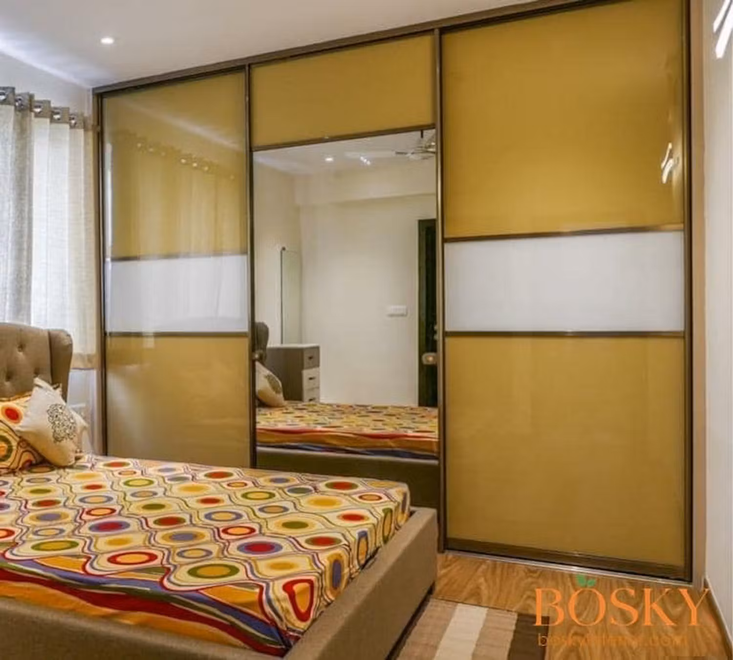 Mirrored wardrobe in Kolkata photo