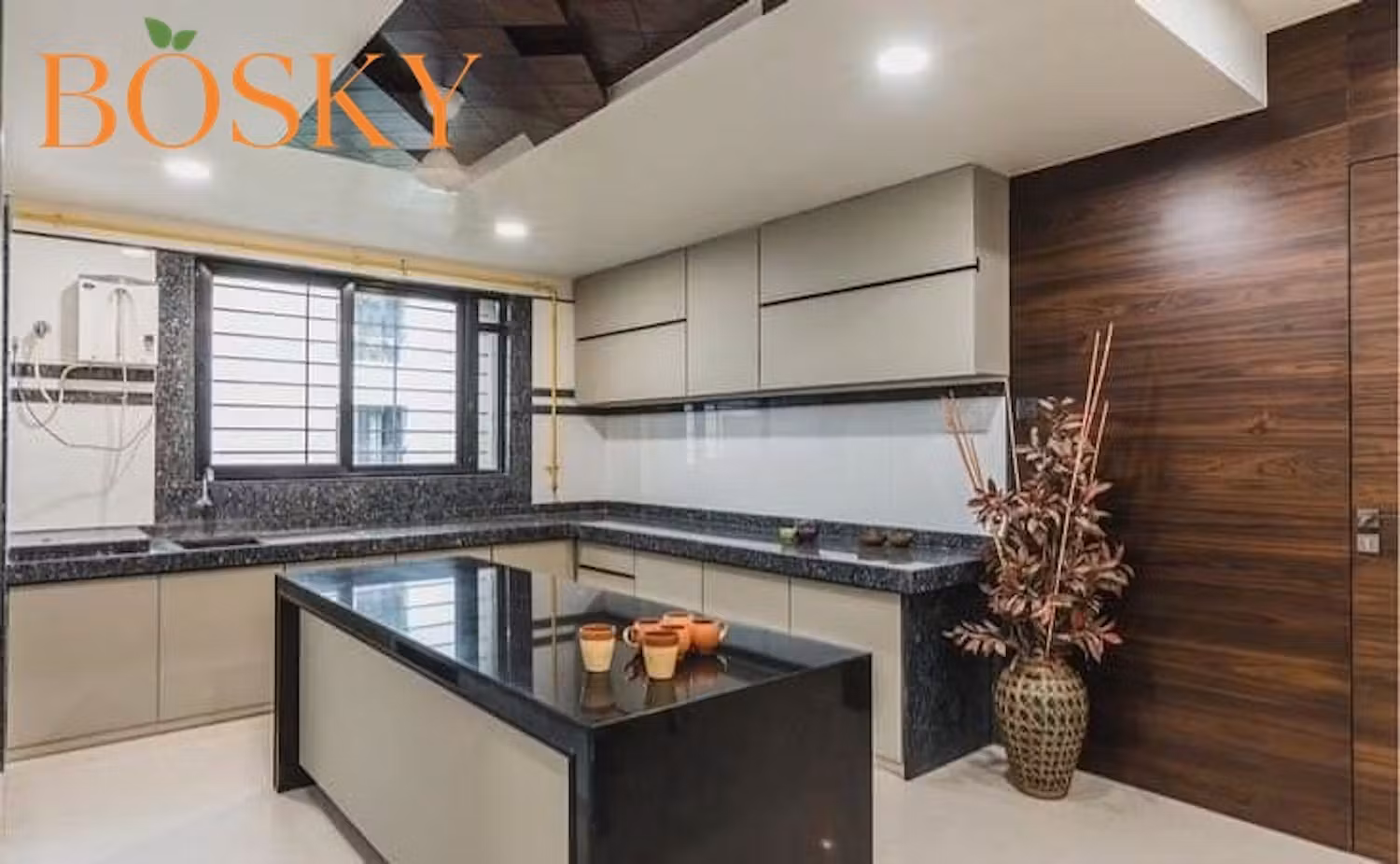 Luxe kitchen island in modular pic