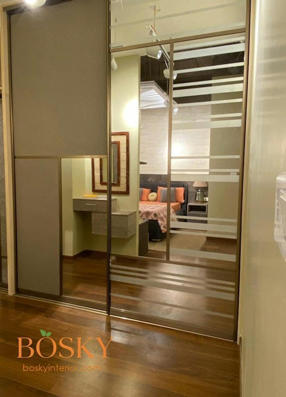 An Elegant Glass walls for a Modern Feel