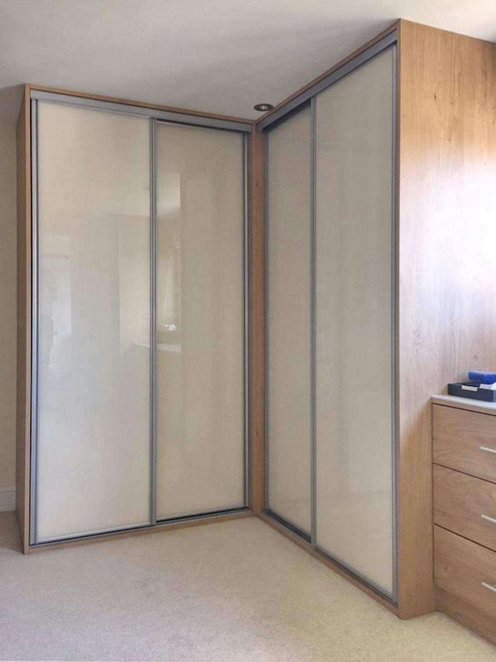 L Shape Wardrobe with Sliding Doors