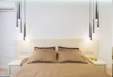 Minimalist Bedroom Wall Decor (Less but Better)