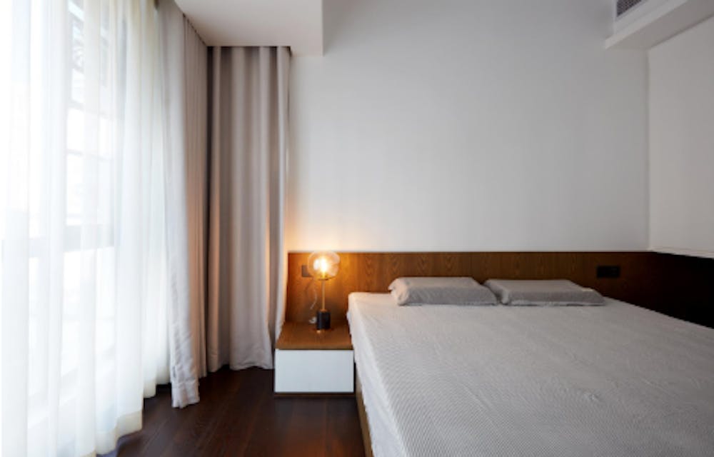 Minimalist Bedroom for Small Apartments