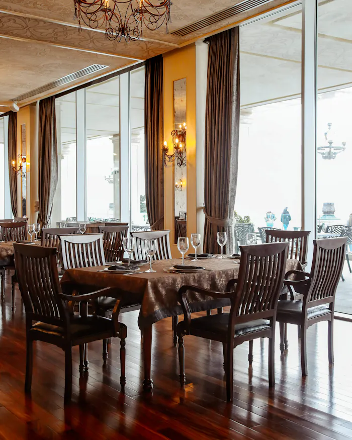 Restaurant Interior Designer In Kolkata | Cafe Interior Design