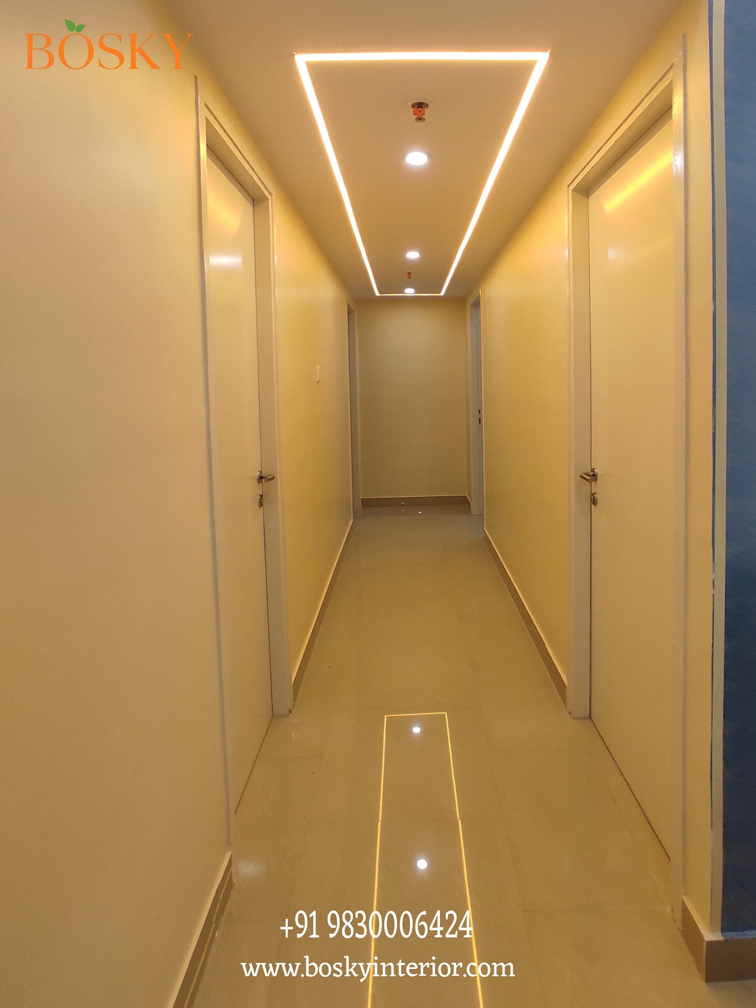 False ceiling decoration in a hallway passage pic