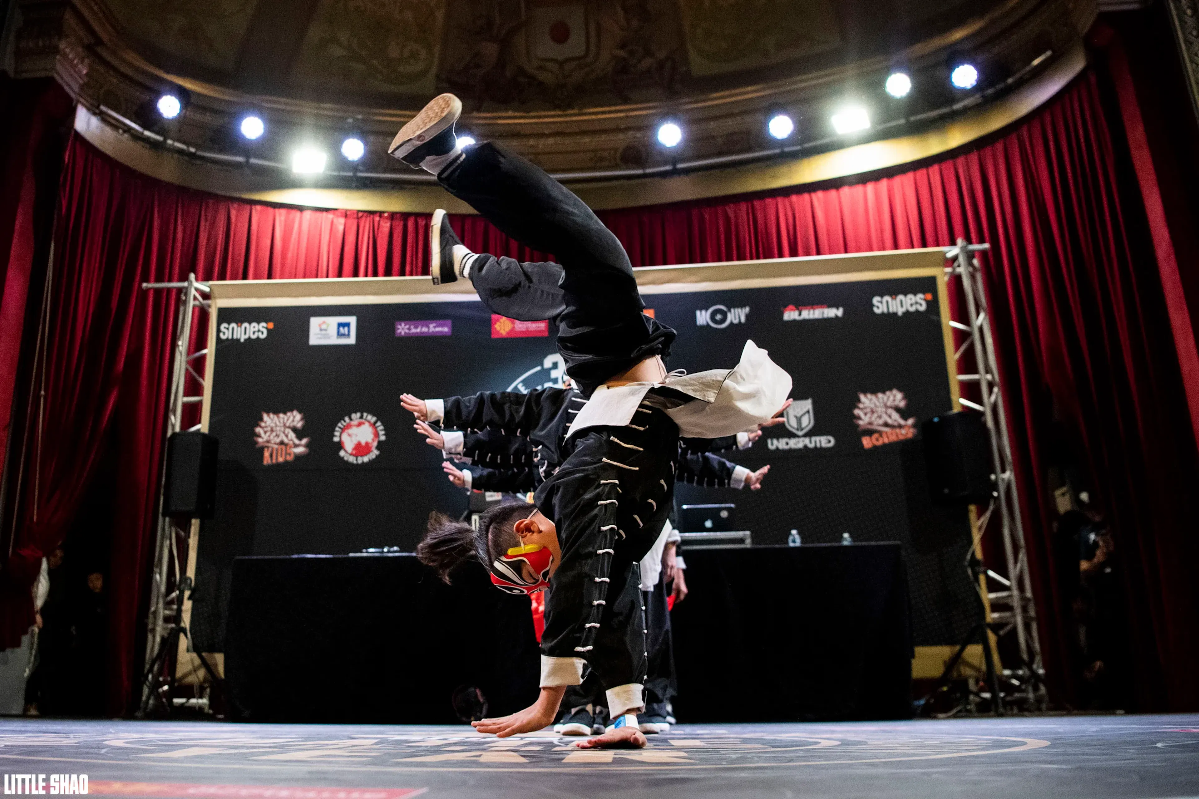 Air freeze vertical jambes en l'air