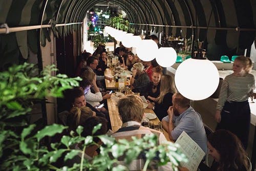 Konferens heldag med lunch på Boulebar