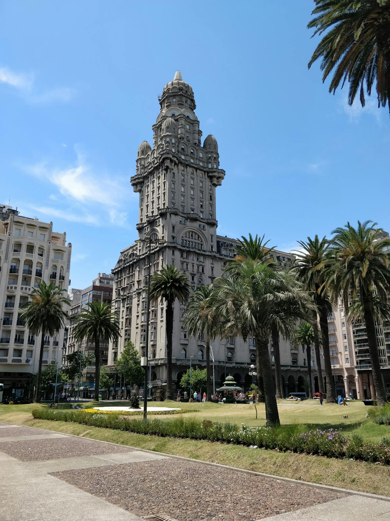 Stately building in front of a park in Montevideo, Uruguay