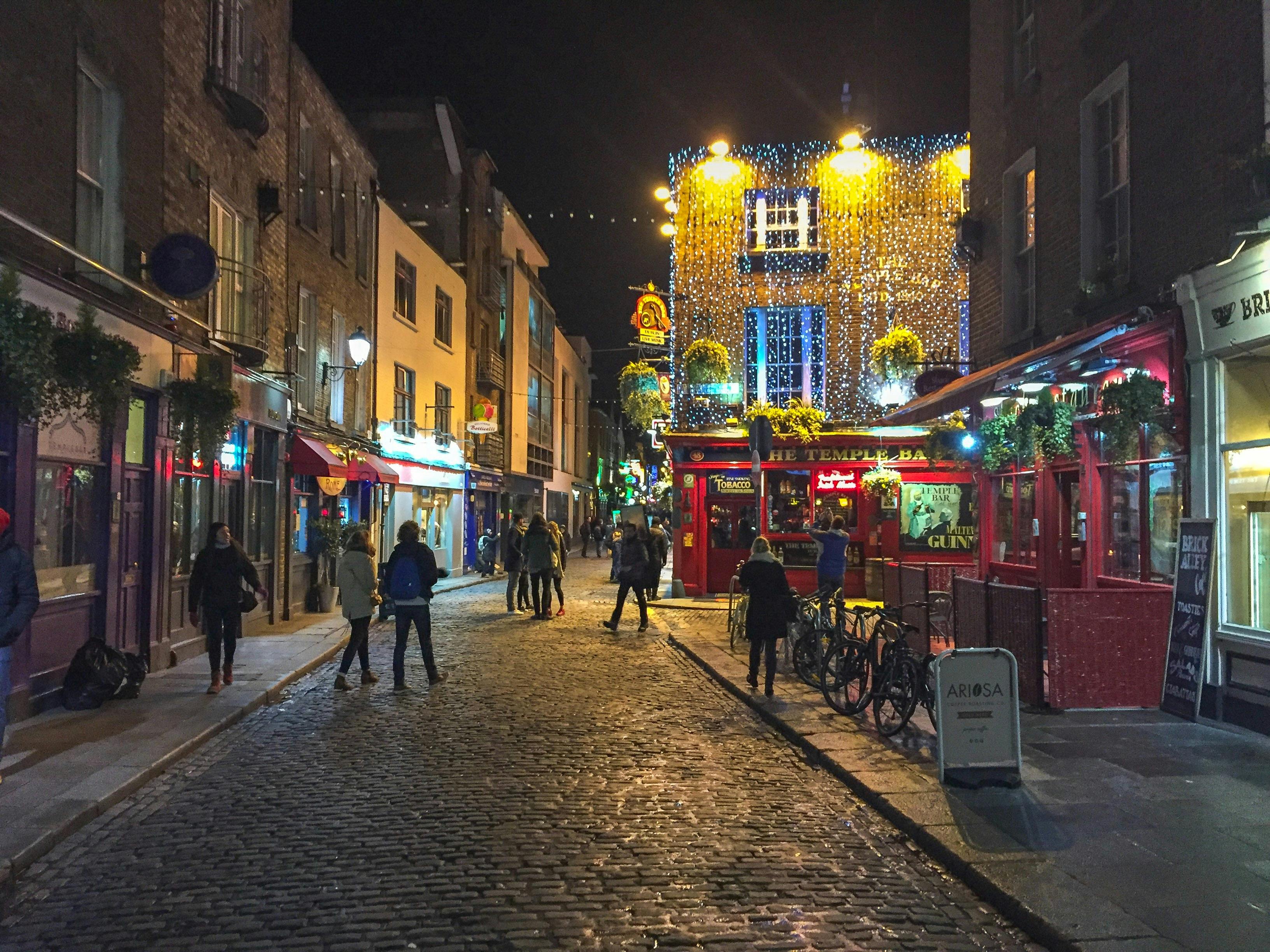 places to visit in dublin at night