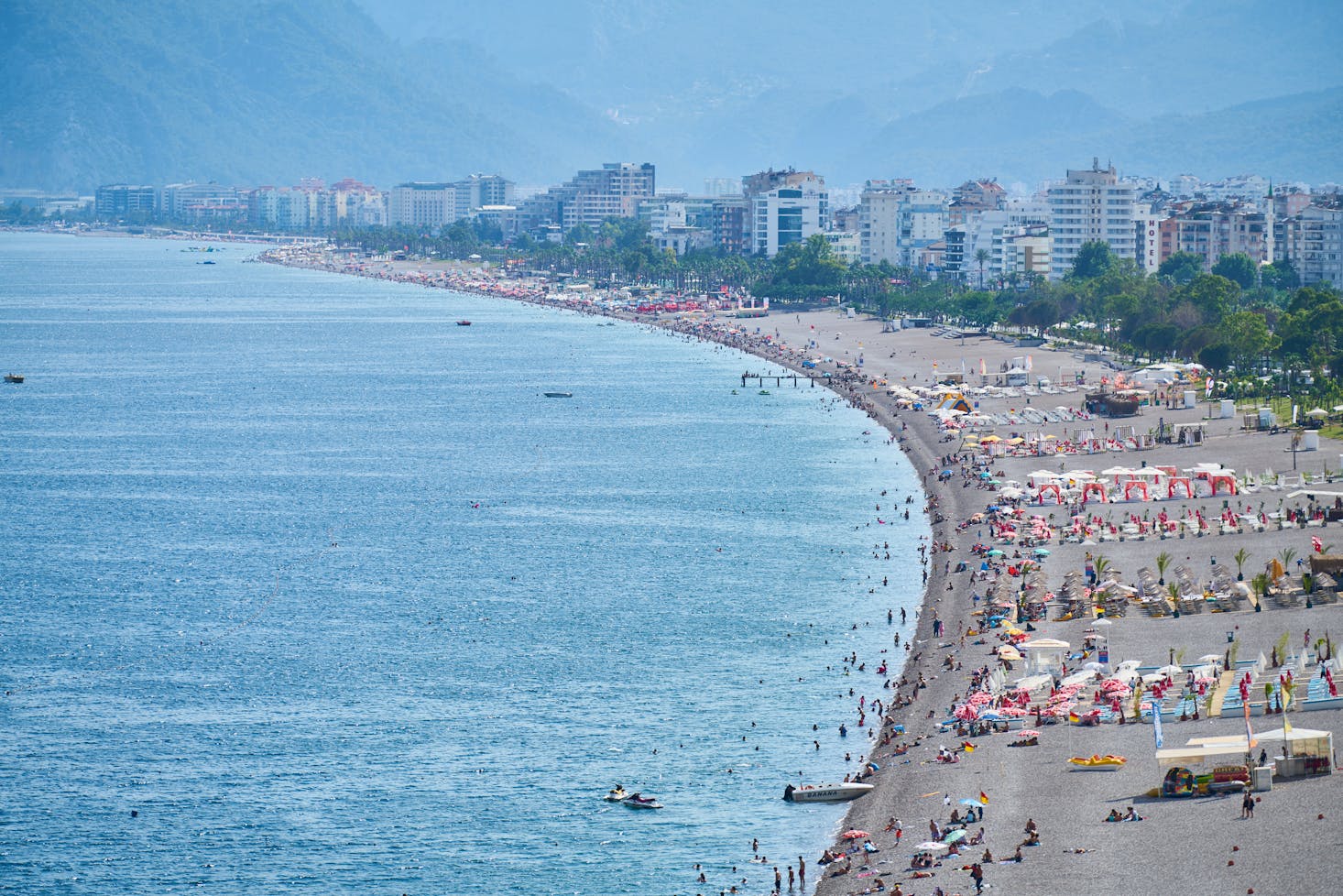 Nice beaches close to Istanbul