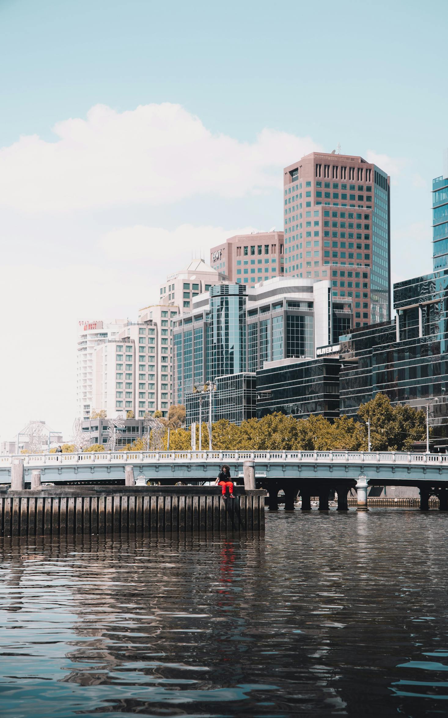 Luggage storage in central Melbourne