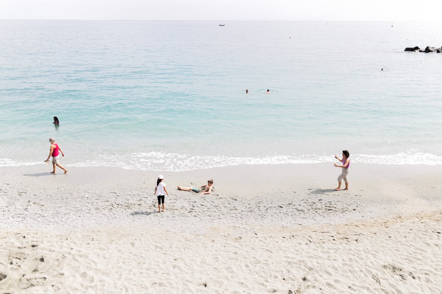 Cinque Terre beaches with kids