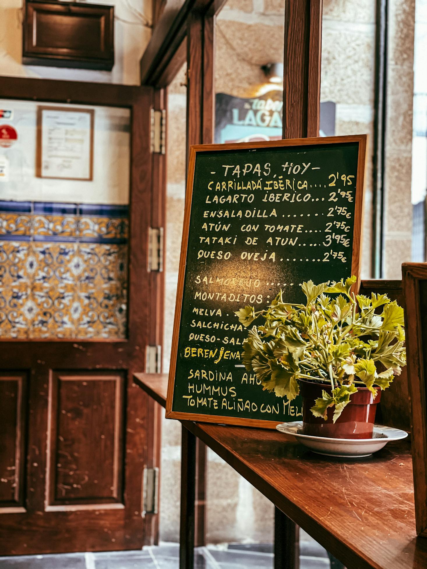 Vegetarian-friendly restaurants in Seville