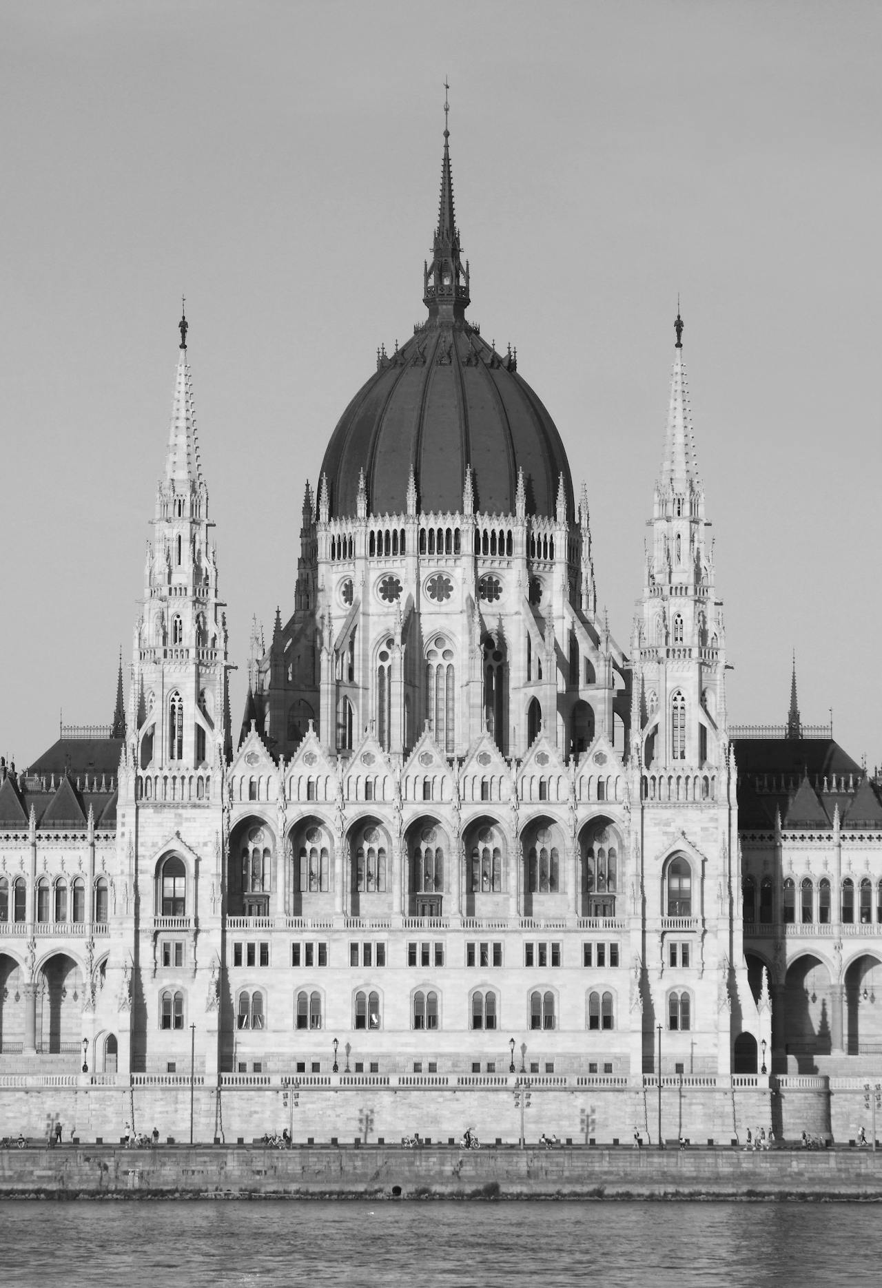 View of the Budapest Parliament building with Bounce luggage storage nearby