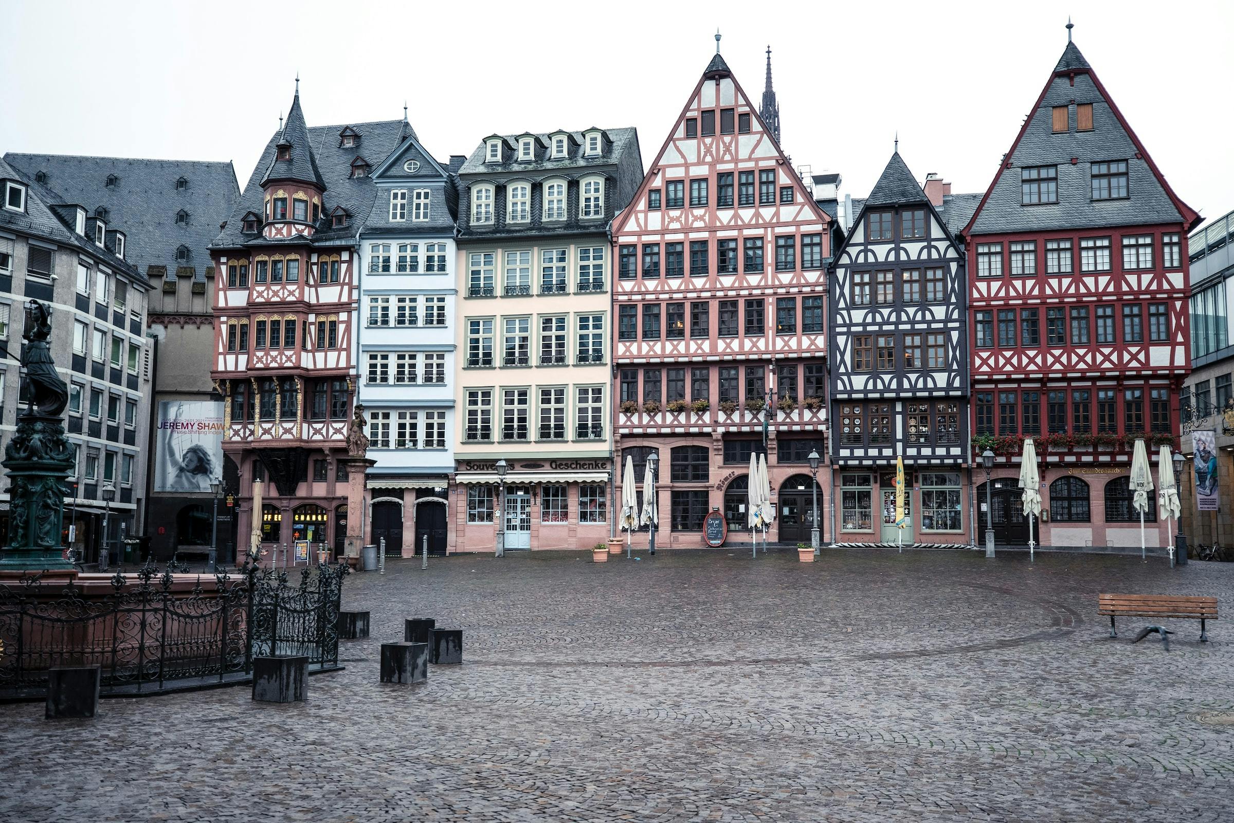 is-frankfurt-safe-to-visit-a-comprehensive-safety-guide-bounce