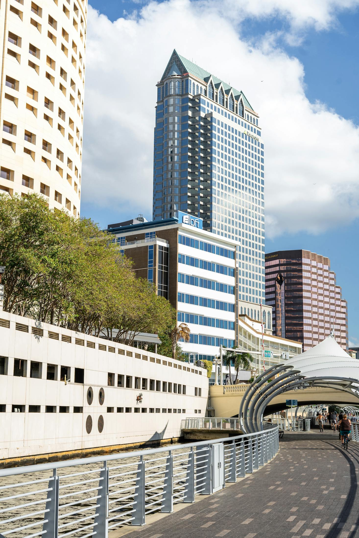 How to get to Amalie Arena