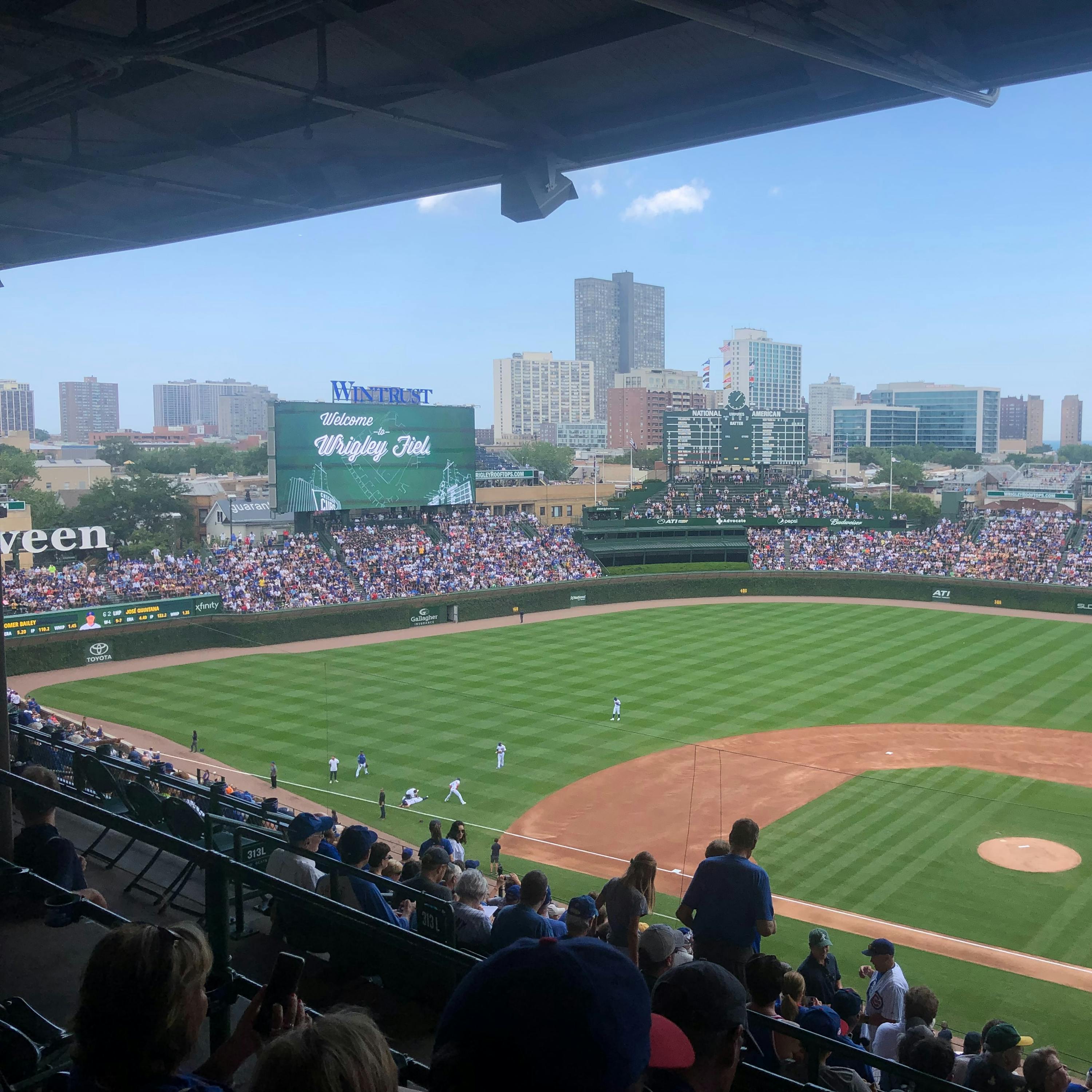 Tips for Visiting Wrigley Field - Choice Hotels