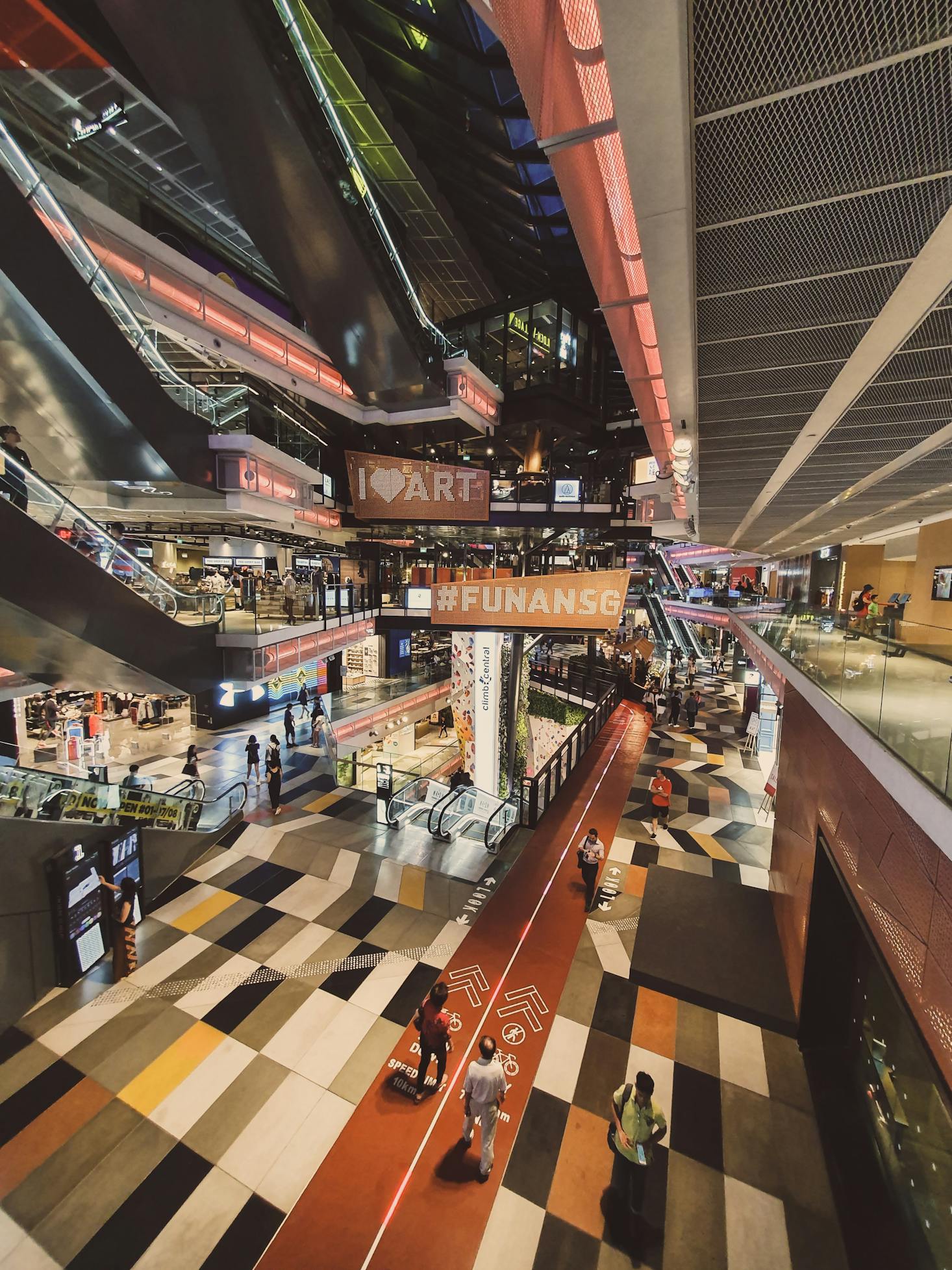 Best shopping malls in Singapore