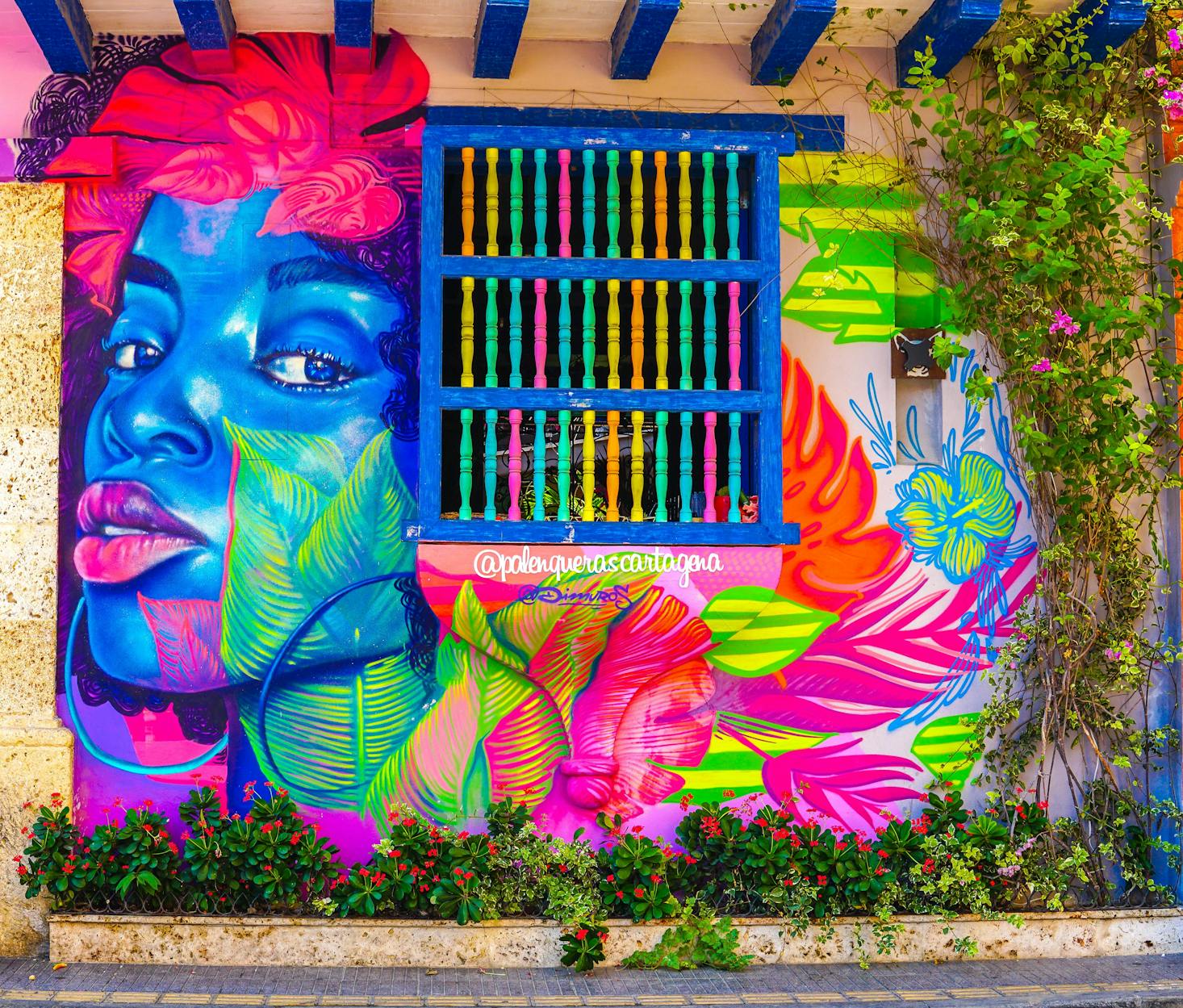 Wall mural in Cartagena, Colombia