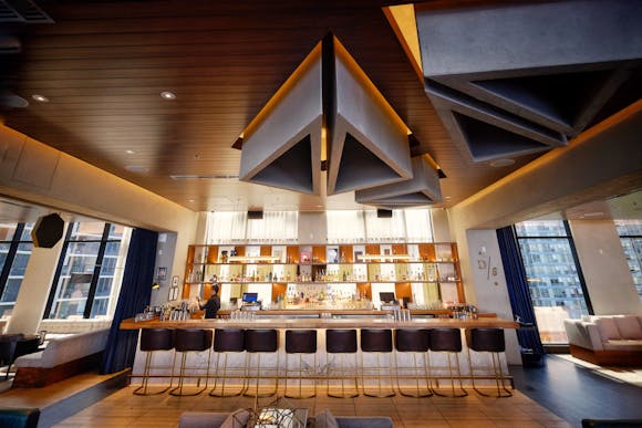 Romantic restaurants in Vancouver