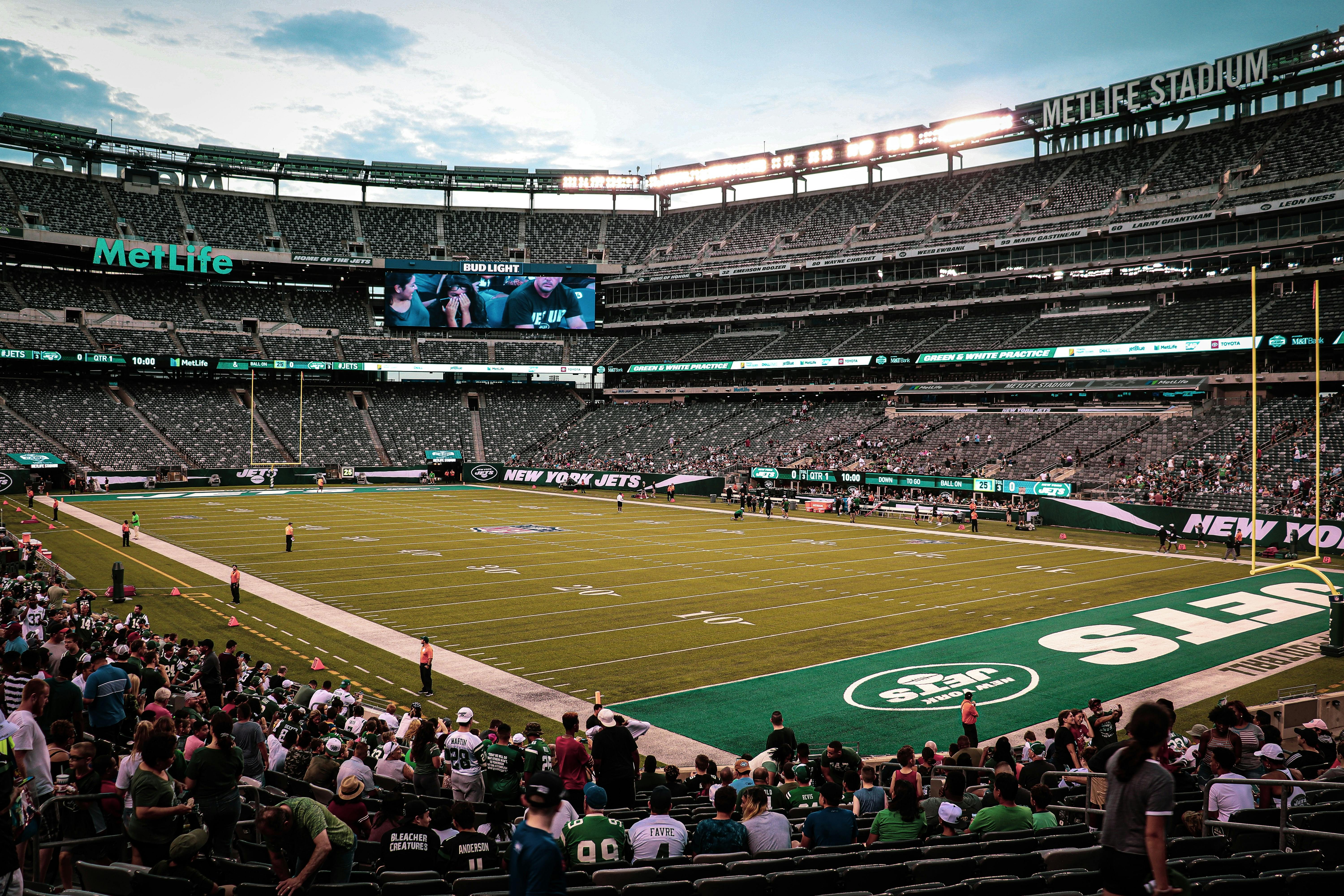 Official Website of MetLife Stadium, Home of the New York Football Giants  and New York Jets.