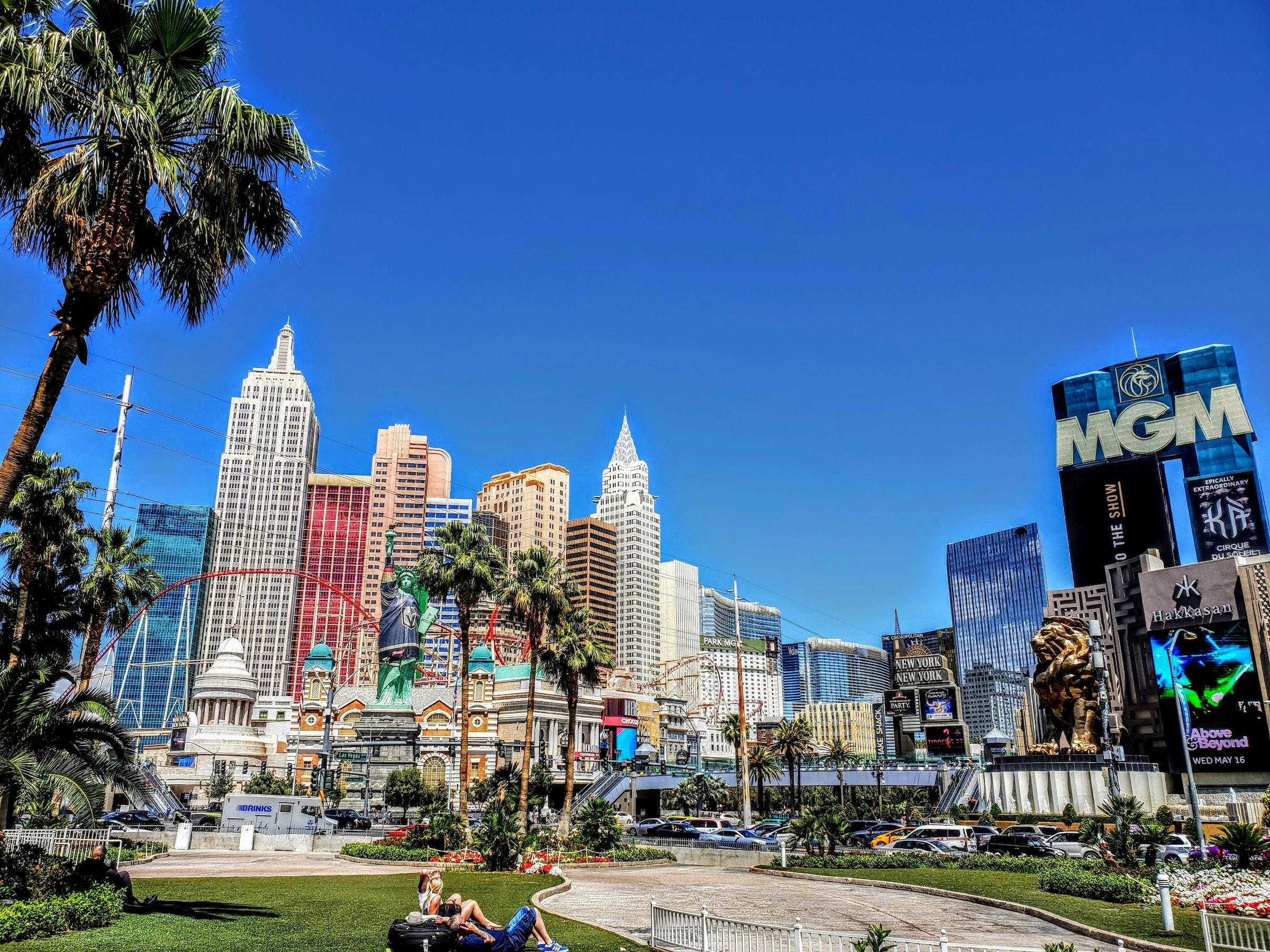 Vegas Strip Pictures  Download Free Images on Unsplash