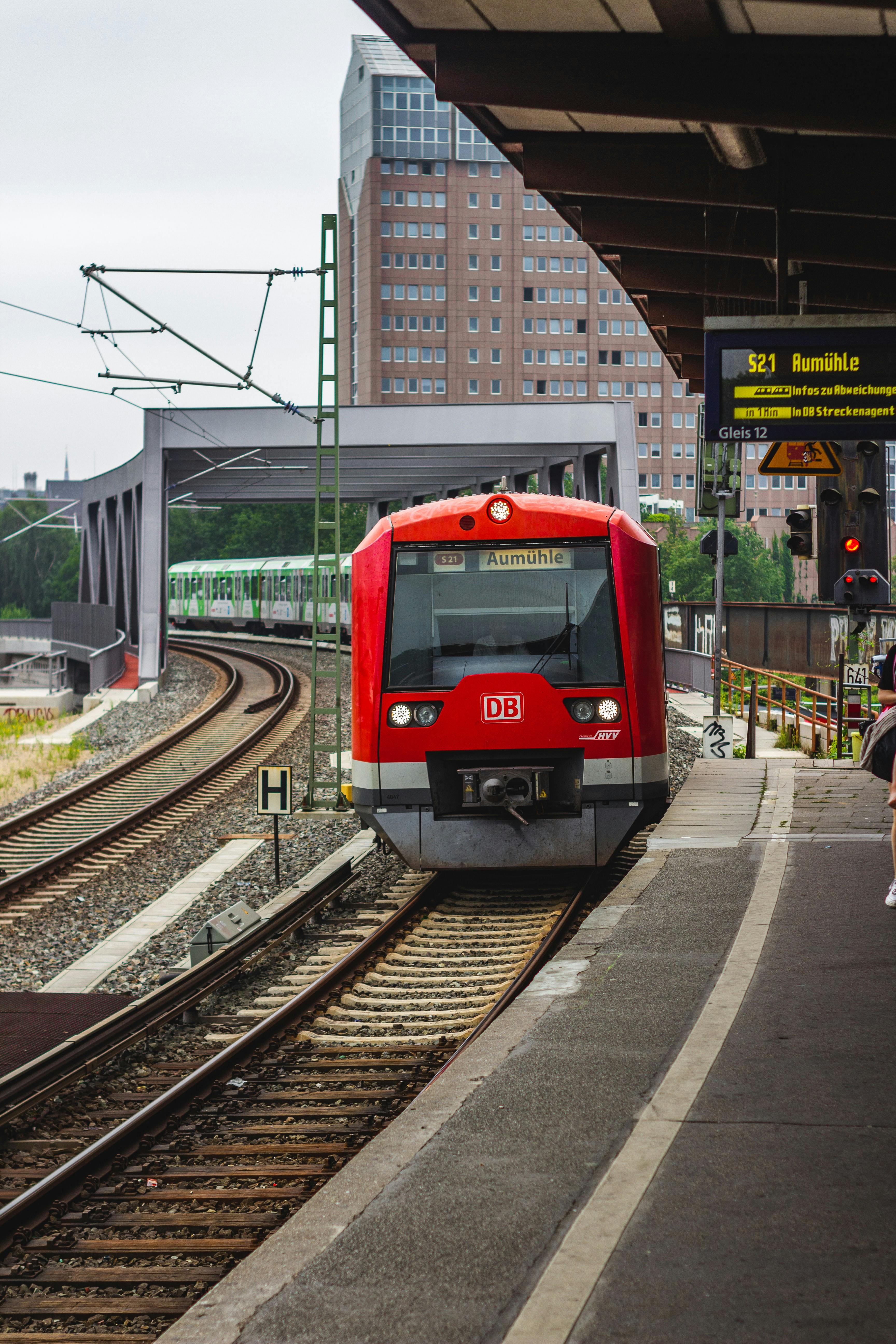 Hamburg HBF Main Station Luggage Storage From €3.50 / Day