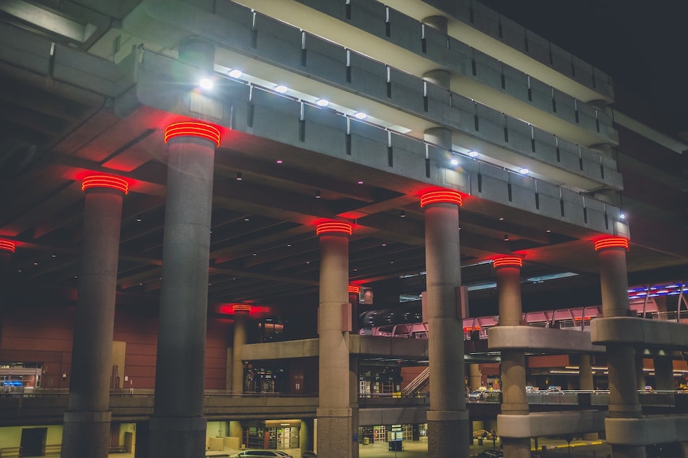 mccarran airport baggage storage