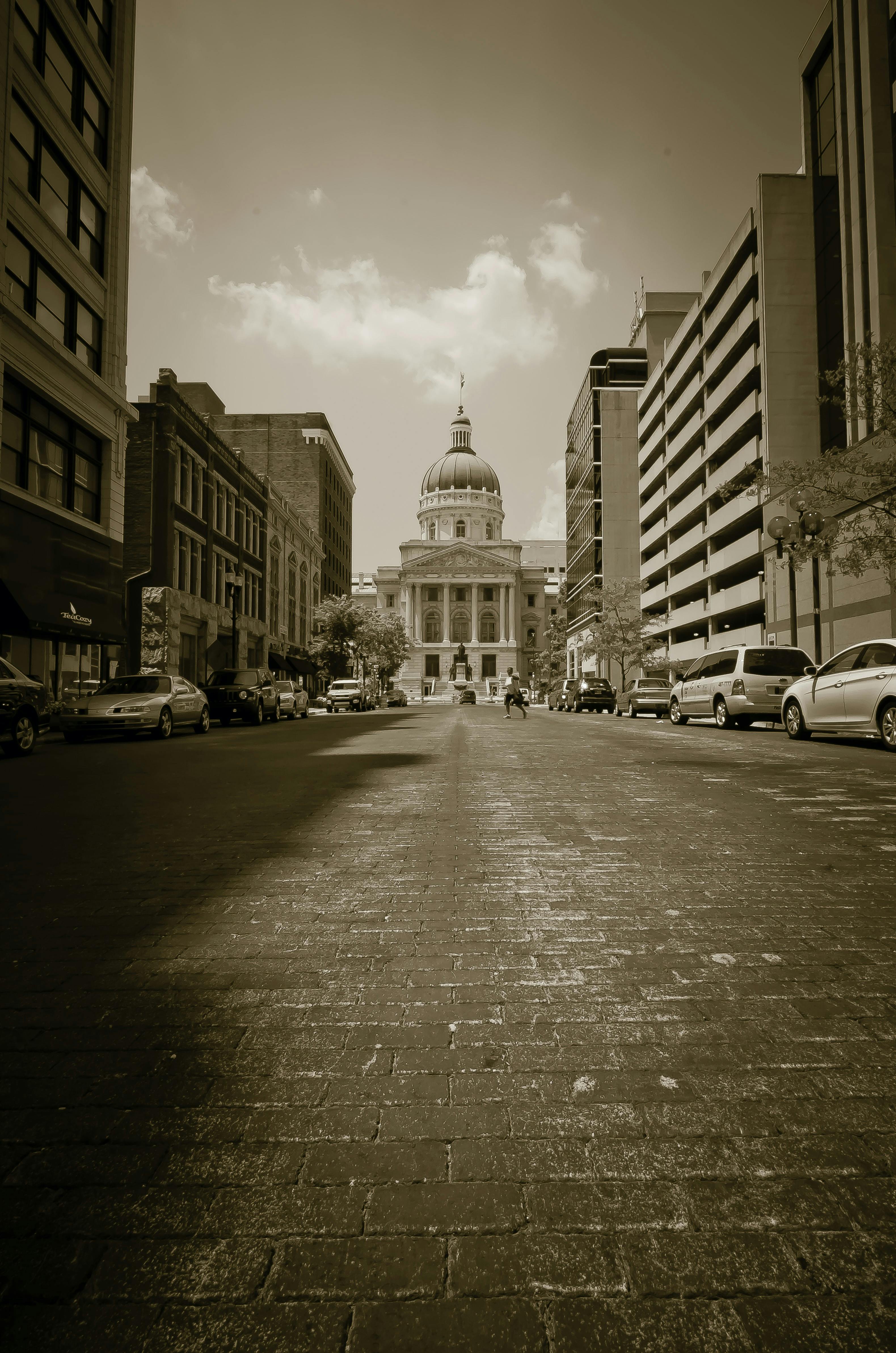Indianapolis, IN