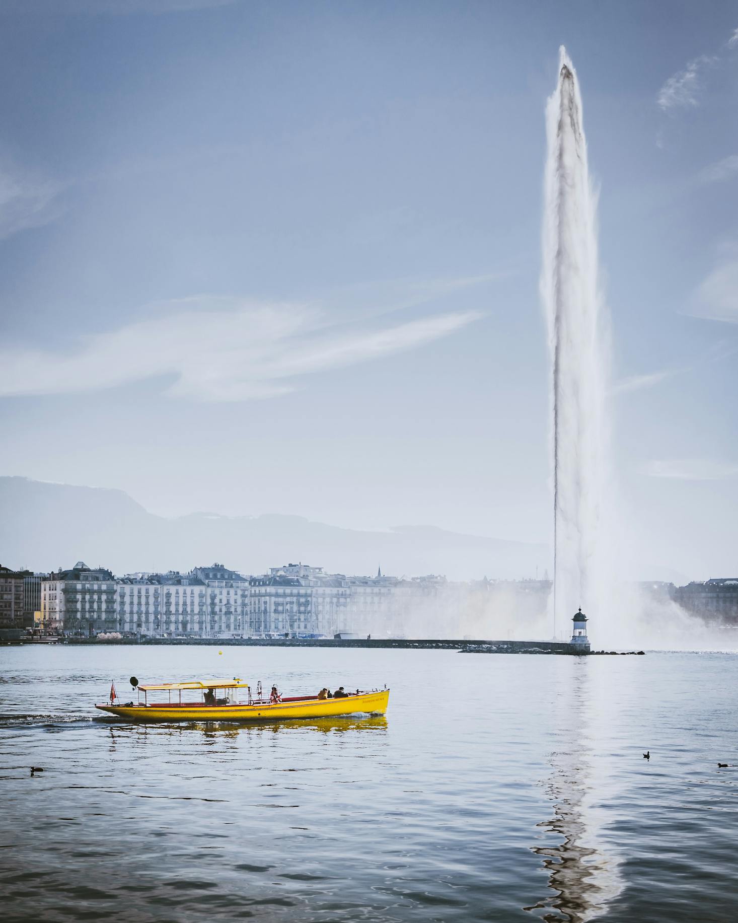 The Jet d'Eau (water fountain) in Geneva