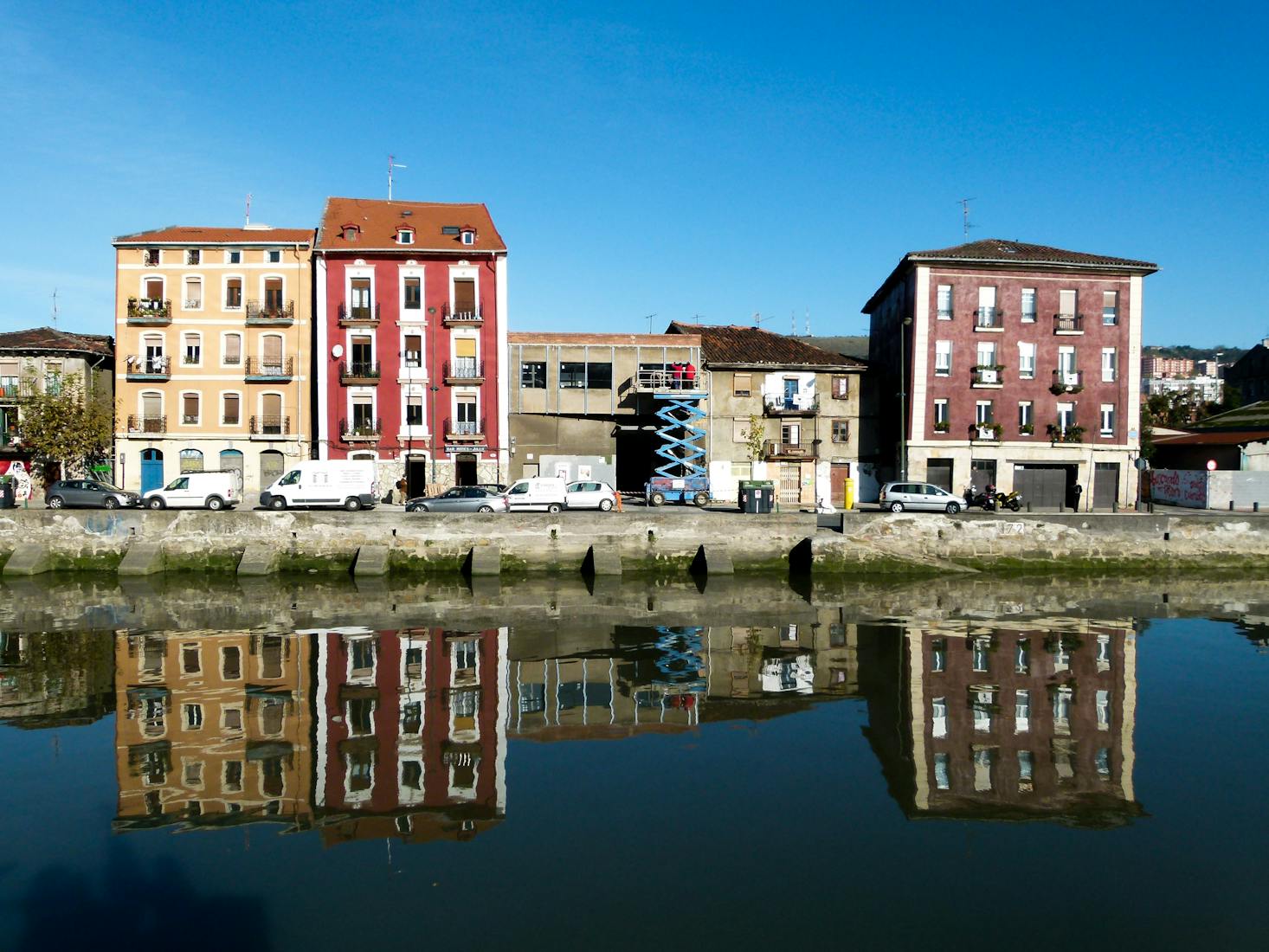 Waterfront hotels in Bilbao
