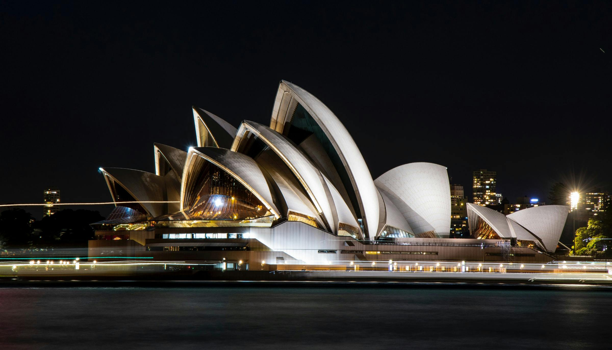 15 Unmissable Things To Do In Sydney At Night - Bounce