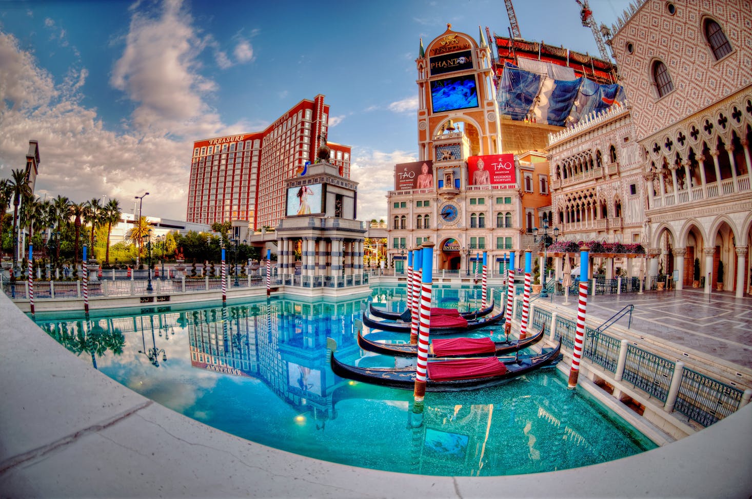 Pool at the Venetian Hotel in las Vegas