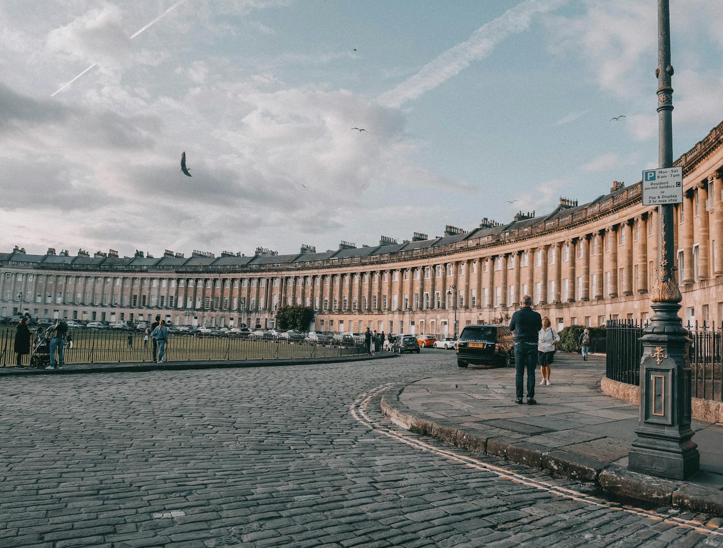 Hotels and housing in Bath