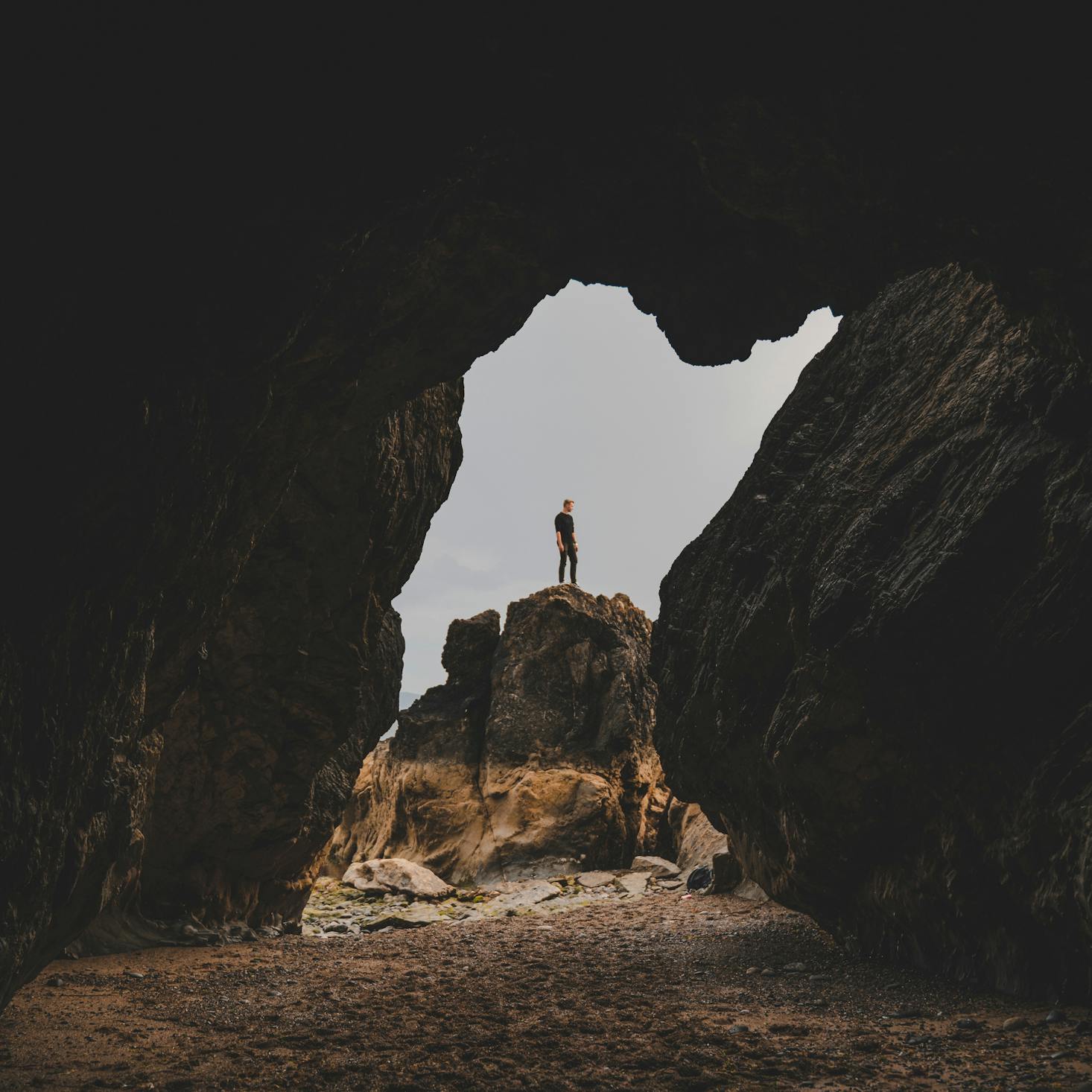 Coastal rock climbing in Dublin