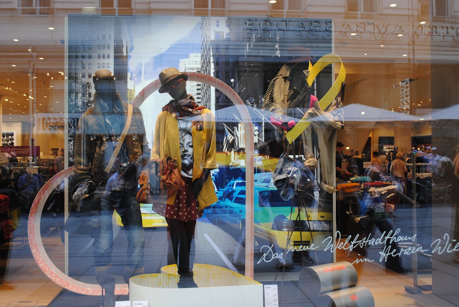 A person shopping in a clothing store in Vienna