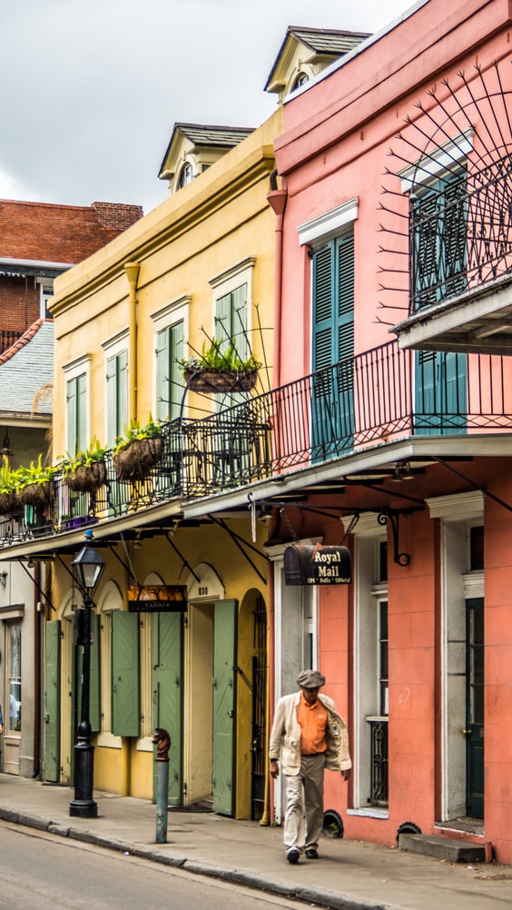 luggage storage french quarter