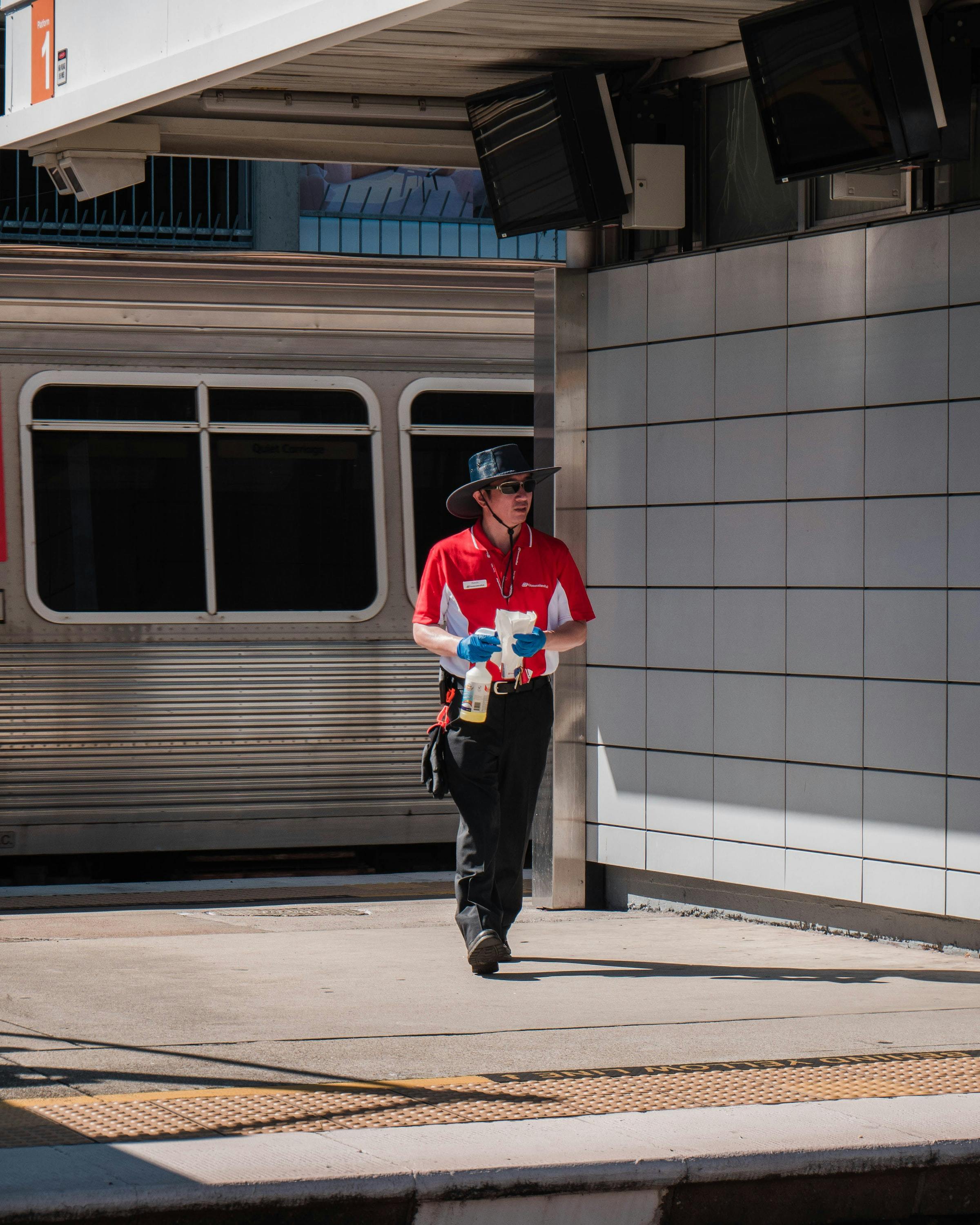 Brisbane Central Station Luggage Storage From A4.90 / Day