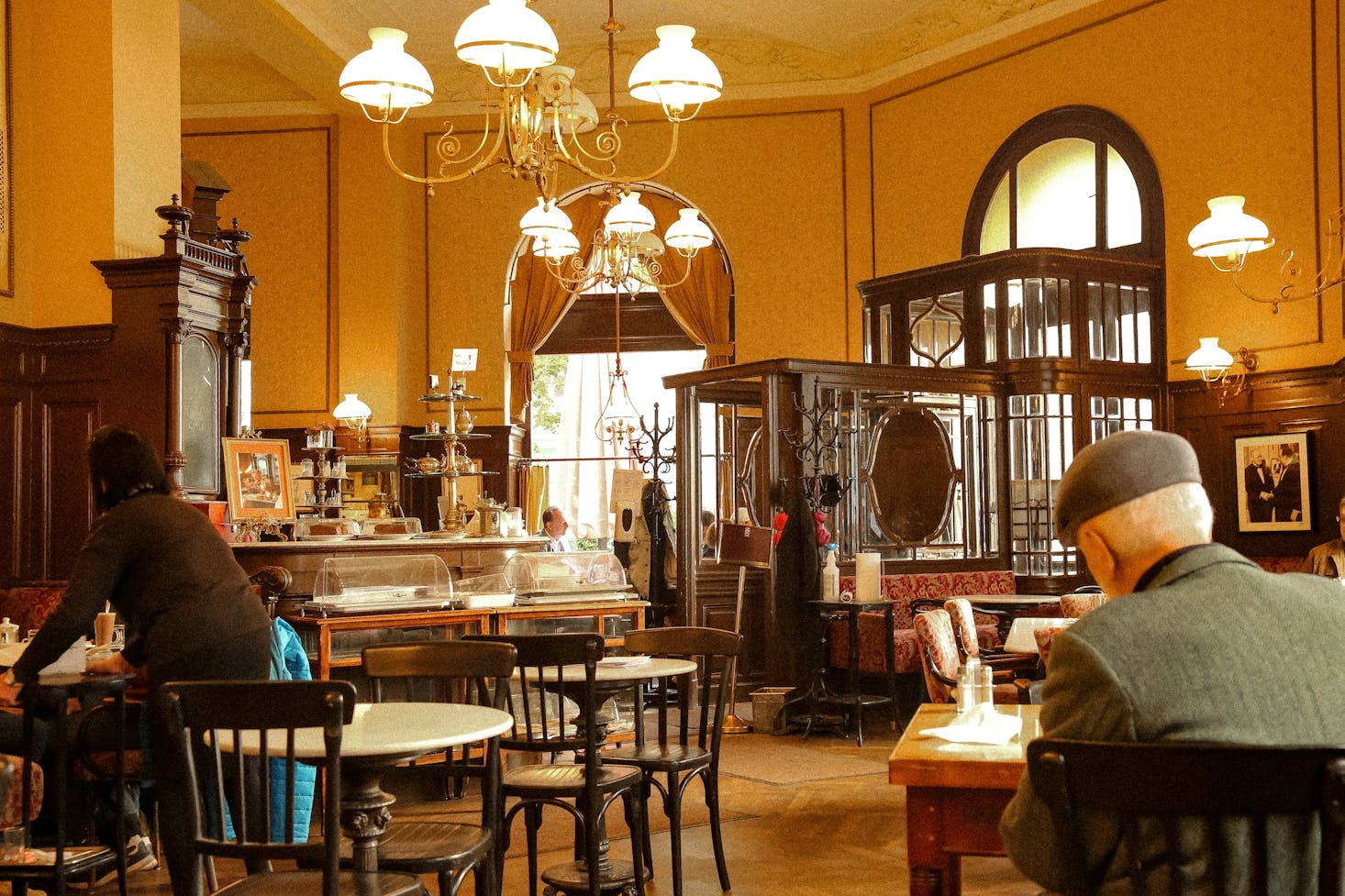 Coffee shops to work from in Vienna