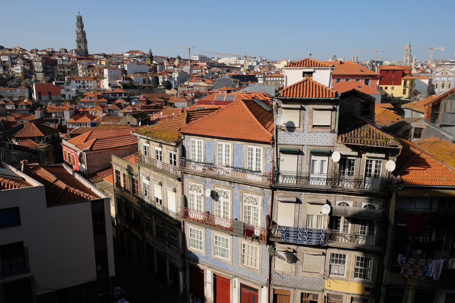 Best rooftop bars in Porto