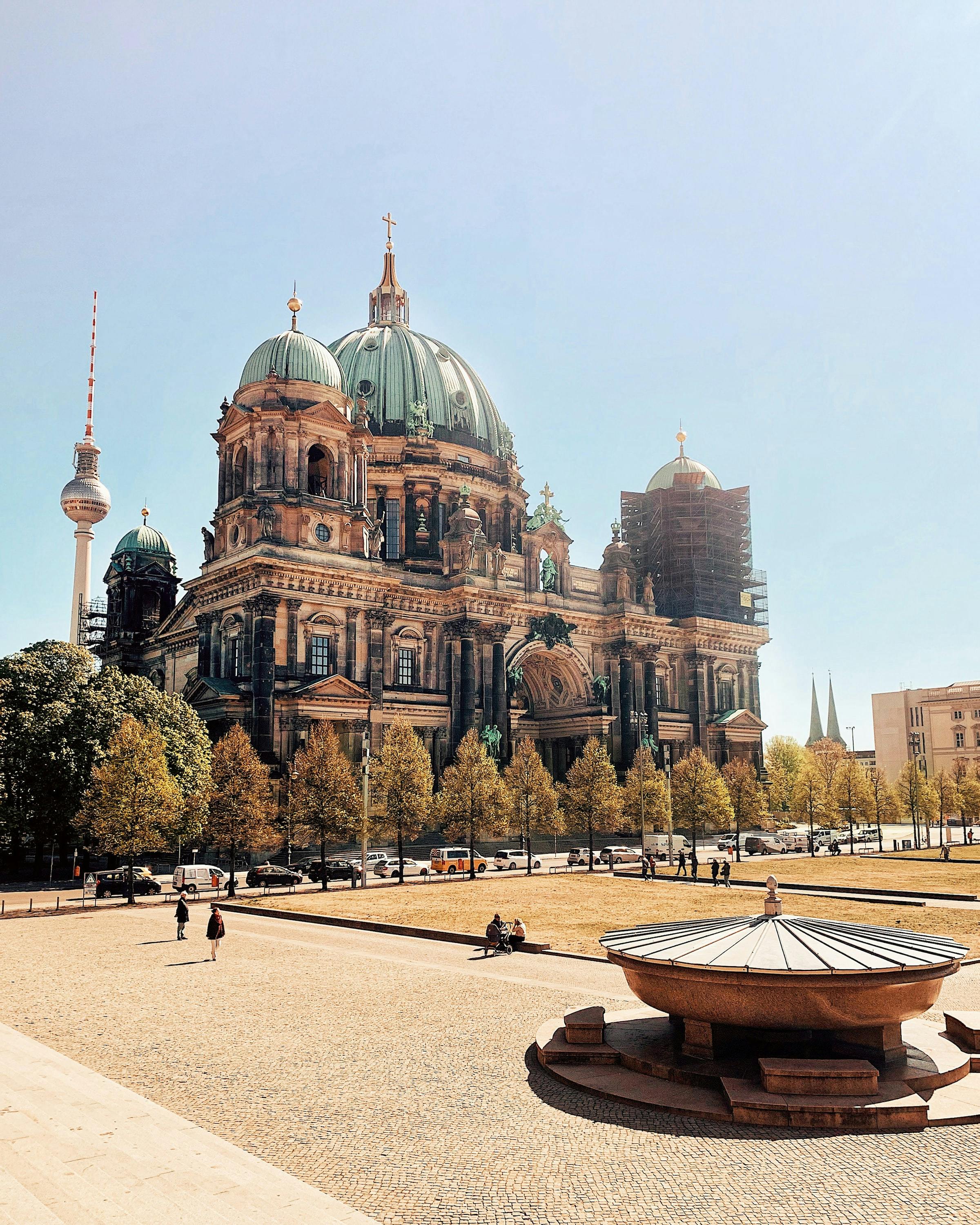 is-berlin-safe-to-visit-a-comprehensive-safety-guide-bounce