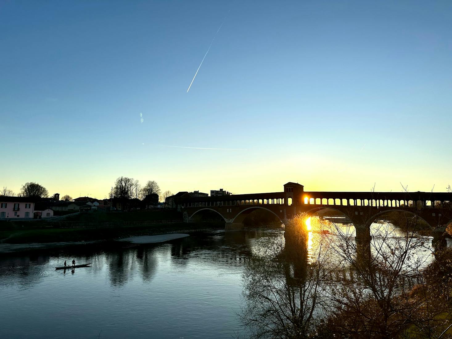 Ponte Coperto di Pavia, sul fiume Ticino, al tramonto