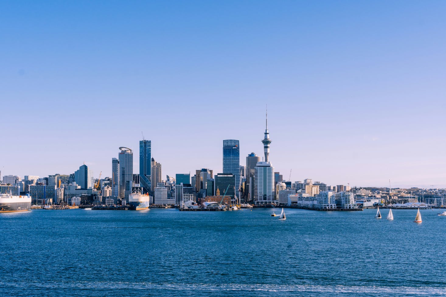 Buldings face à la mer à Auckland, Nouvelle-Zéland