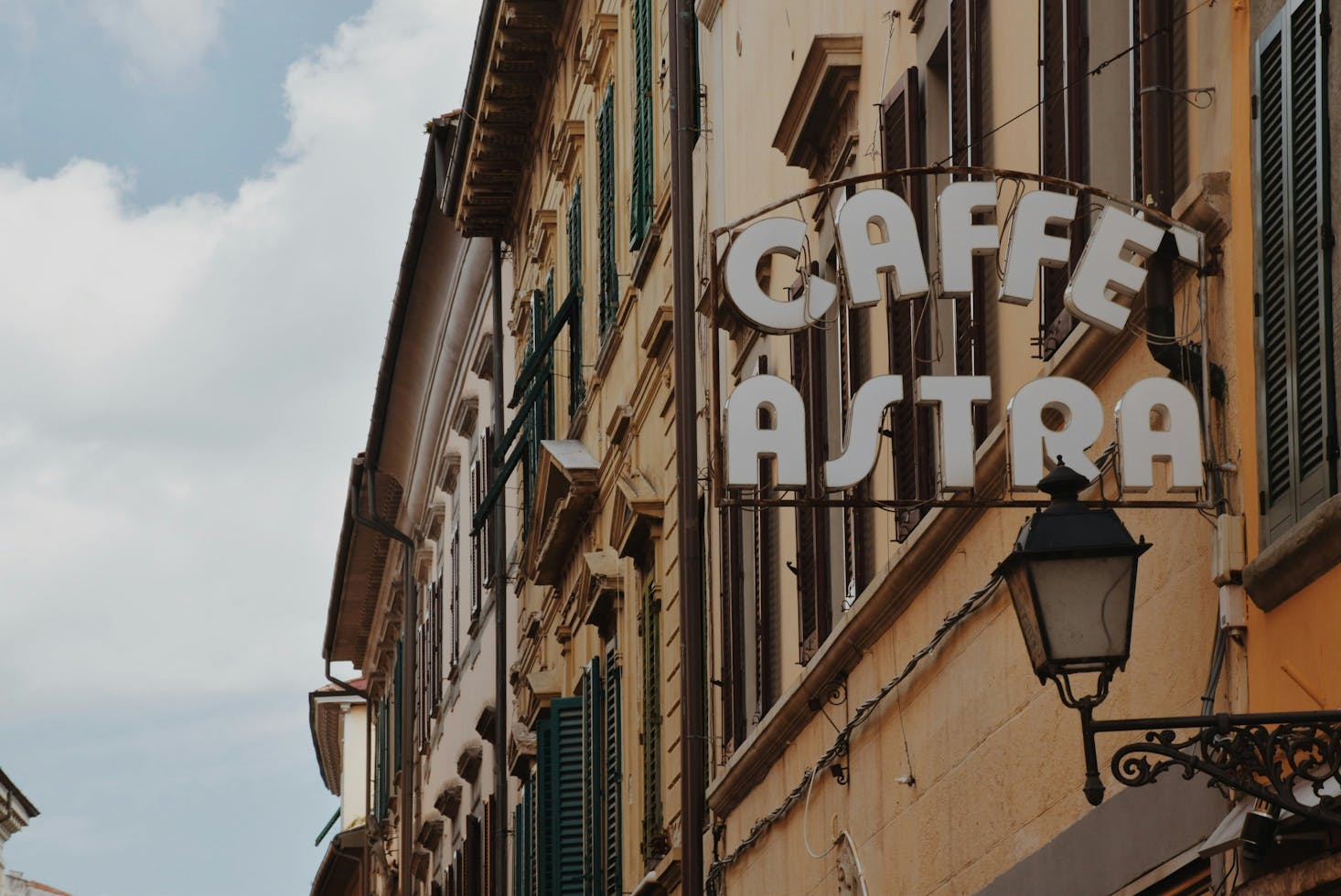 A cafe building in Pisa